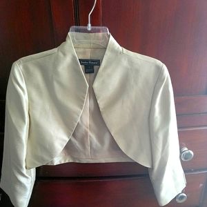 Jessica Howard Gold Cropped Bolero NWOT
